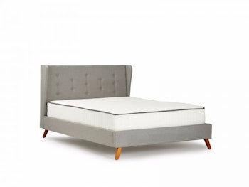 Chester Flannel Upholstered Queen Bed | Bedtime.